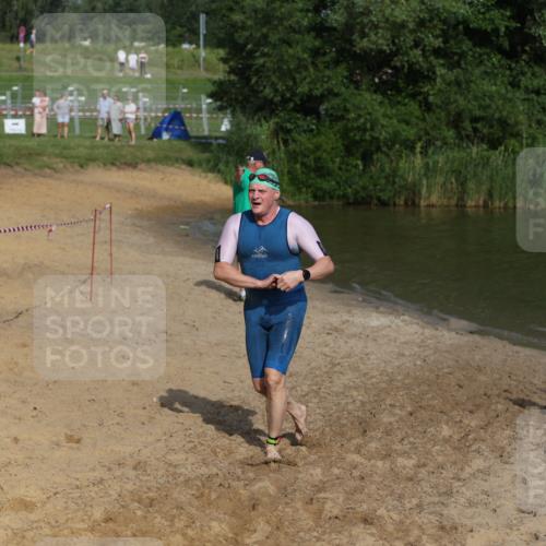 21.06.2026 - 29. Vierlanden-Triathlon Andreas Tolksdorf http://msf.ph/oto/9854218 21.06.2026 08:46:45 Schwimmen 135, 220 meine-sportfotos.de