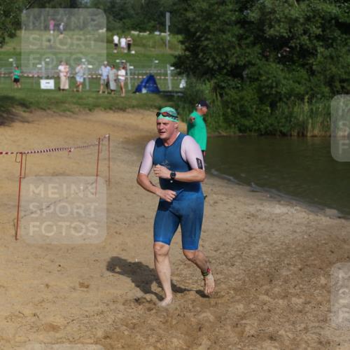 21.06.2026 - 29. Vierlanden-Triathlon Andreas Tolksdorf http://msf.ph/oto/9854229 21.06.2026 08:46:45 Schwimmen 135, 220 meine-sportfotos.de