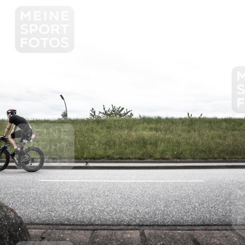 21.06.2026 - 29. Vierlanden-Triathlon H.Heesch http://msf.ph/oto/9854235 21.06.2026 12:10:29 Radfahren 54, 848, 880 meine-sportfotos.de