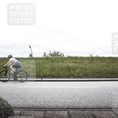 21.06.2026 - 29. Vierlanden-Triathlon H.Heesch http://msf.ph/oto/9854239 21.06.2026 12:10:44 Radfahren 237, 787 meine-sportfotos.de