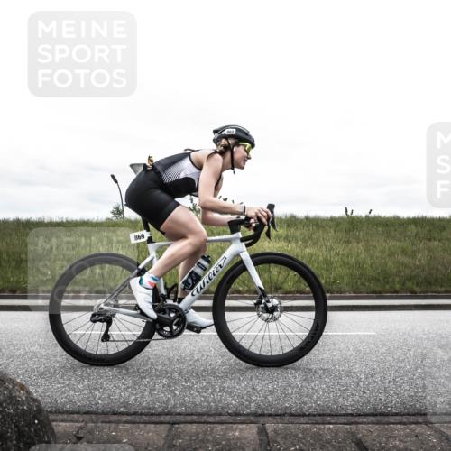 21.06.2026 - 29. Vierlanden-Triathlon H.Heesch http://msf.ph/oto/9854249 21.06.2026 12:11:24 Radfahren 689, 869 meine-sportfotos.de