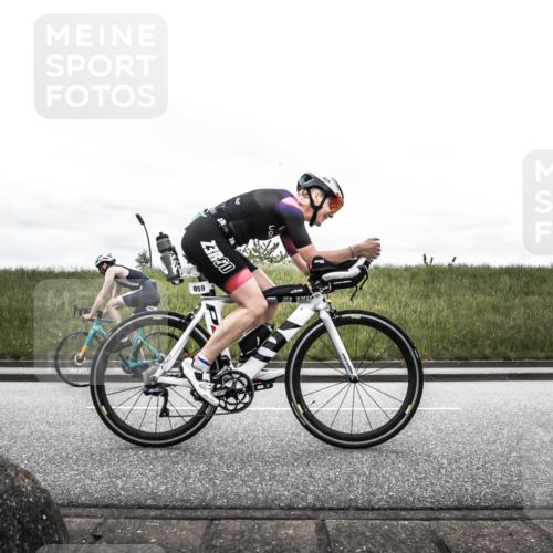 21.06.2026 - 29. Vierlanden-Triathlon H.Heesch http://msf.ph/oto/9854251 21.06.2026 12:11:32 Radfahren 230, 689, 846, 859, 870 meine-sportfotos.de