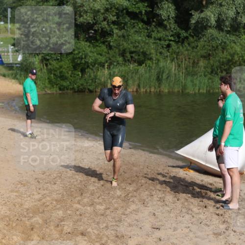 21.06.2026 - 29. Vierlanden-Triathlon Andreas Tolksdorf http://msf.ph/oto/9854253 21.06.2026 08:46:52 Schwimmen 135, 220 meine-sportfotos.de