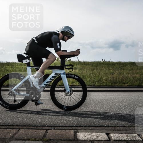 21.06.2026 - 29. Vierlanden-Triathlon H.Heesch http://msf.ph/oto/9854259 21.06.2026 08:50:53 Radfahren 14, 78, 82 meine-sportfotos.de