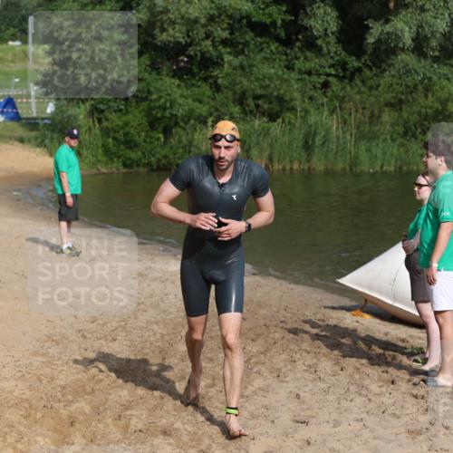 21.06.2026 - 29. Vierlanden-Triathlon Andreas Tolksdorf http://msf.ph/oto/9854260 21.06.2026 08:46:53 Schwimmen 135 meine-sportfotos.de