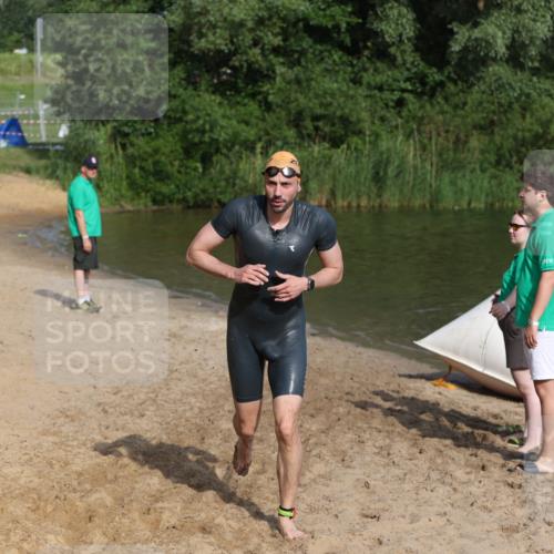 21.06.2026 - 29. Vierlanden-Triathlon Andreas Tolksdorf http://msf.ph/oto/9854263 21.06.2026 08:46:53 Schwimmen 135 meine-sportfotos.de
