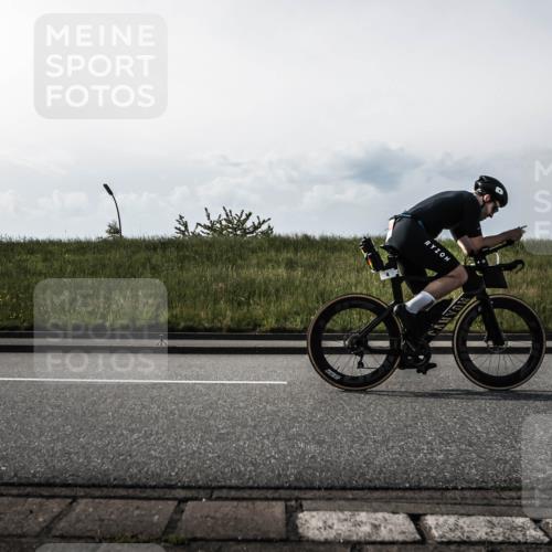 21.06.2026 - 29. Vierlanden-Triathlon H.Heesch http://msf.ph/oto/9854297 21.06.2026 08:53:47 Radfahren 4, 29, 112 meine-sportfotos.de