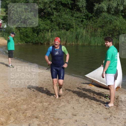 21.06.2026 - 29. Vierlanden-Triathlon Andreas Tolksdorf http://msf.ph/oto/9854327 21.06.2026 08:47:44 Schwimmen 90, 136, 180 meine-sportfotos.de