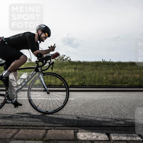 21.06.2026 - 29. Vierlanden-Triathlon H.Heesch http://msf.ph/oto/9854342 21.06.2026 08:58:03 Radfahren 40, 90, 119 meine-sportfotos.de