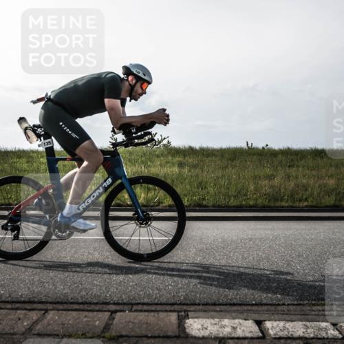 21.06.2026 - 29. Vierlanden-Triathlon H.Heesch http://msf.ph/oto/9854365 21.06.2026 08:59:49 Radfahren 135 meine-sportfotos.de