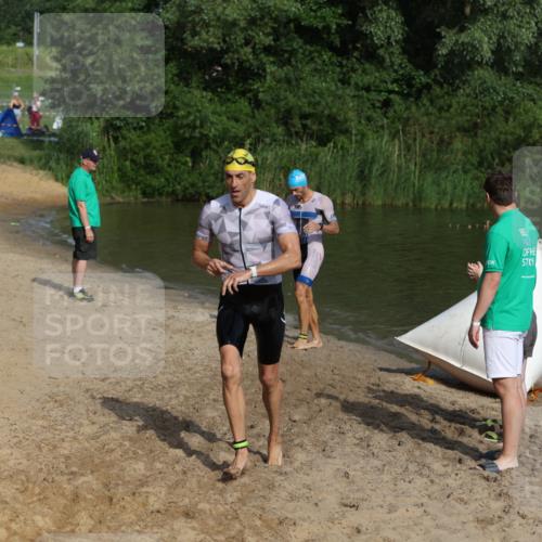 21.06.2026 - 29. Vierlanden-Triathlon Andreas Tolksdorf http://msf.ph/oto/9854368 21.06.2026 08:47:54 Schwimmen 118, 130, 136 meine-sportfotos.de