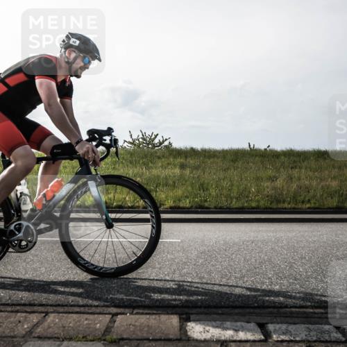 21.06.2026 - 29. Vierlanden-Triathlon H.Heesch http://msf.ph/oto/9854373 21.06.2026 09:00:38 Radfahren 48, 156 meine-sportfotos.de