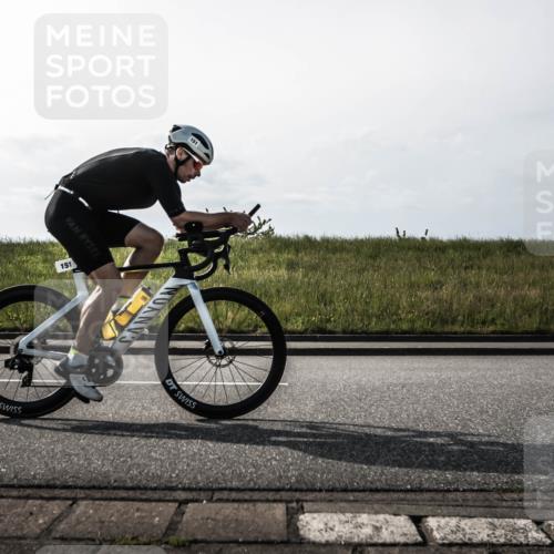 21.06.2026 - 29. Vierlanden-Triathlon H.Heesch http://msf.ph/oto/9854379 21.06.2026 09:01:26 Radfahren 80, 101, 151 meine-sportfotos.de