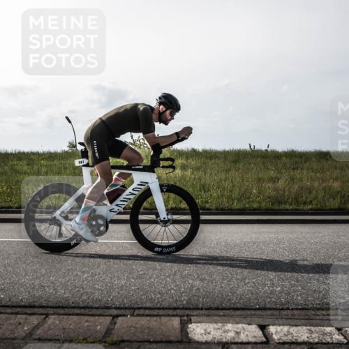 21.06.2026 - 29. Vierlanden-Triathlon H.Heesch http://msf.ph/oto/9854383 21.06.2026 09:01:39 Radfahren 5, 100, 161 meine-sportfotos.de