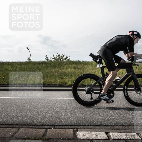 21.06.2026 - 29. Vierlanden-Triathlon H.Heesch http://msf.ph/oto/9854386 21.06.2026 09:01:43 Radfahren 5, 100, 161 meine-sportfotos.de