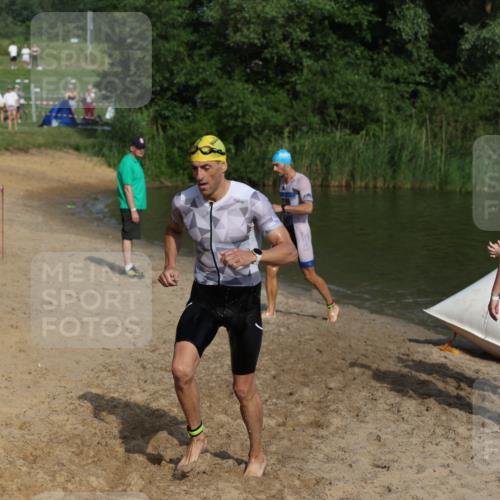 21.06.2026 - 29. Vierlanden-Triathlon Andreas Tolksdorf http://msf.ph/oto/9854393 21.06.2026 08:47:54 Schwimmen 118, 130, 136 meine-sportfotos.de