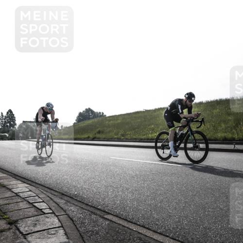 21.06.2026 - 29. Vierlanden-Triathlon H.Heesch http://msf.ph/oto/9854402 21.06.2026 08:50:56 Radfahren 14, 78, 82 meine-sportfotos.de
