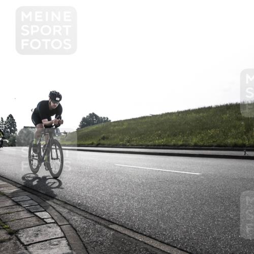 21.06.2026 - 29. Vierlanden-Triathlon H.Heesch http://msf.ph/oto/9854413 21.06.2026 08:52:10 Radfahren 27, 38, 42 meine-sportfotos.de
