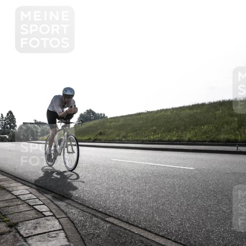 21.06.2026 - 29. Vierlanden-Triathlon H.Heesch http://msf.ph/oto/9854425 21.06.2026 08:53:14 Radfahren 202, 1355 meine-sportfotos.de