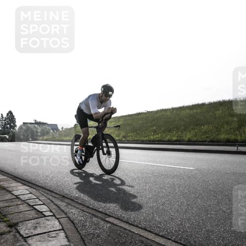 21.06.2026 - 29. Vierlanden-Triathlon H.Heesch http://msf.ph/oto/9854435 21.06.2026 08:53:51 Radfahren 112 meine-sportfotos.de