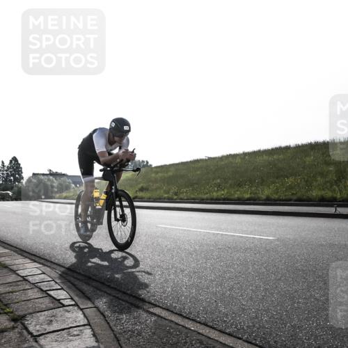 21.06.2026 - 29. Vierlanden-Triathlon H.Heesch http://msf.ph/oto/9854454 21.06.2026 08:55:38 Radfahren 174 meine-sportfotos.de