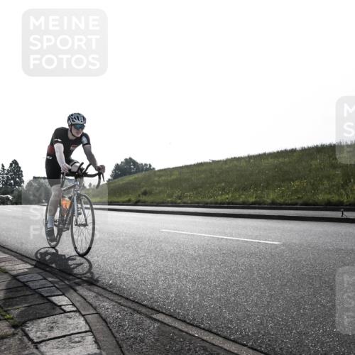 21.06.2026 - 29. Vierlanden-Triathlon H.Heesch http://msf.ph/oto/9854475 21.06.2026 08:57:52 Radfahren 89 meine-sportfotos.de