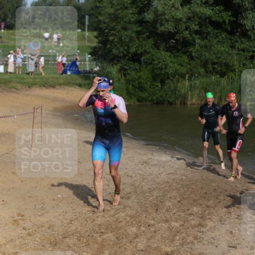 21.06.2026 - 29. Vierlanden-Triathlon Andreas Tolksdorf http://msf.ph/oto/9854481 21.06.2026 08:48:27 Schwimmen 75, 80, 119, 186, 198 meine-sportfotos.de