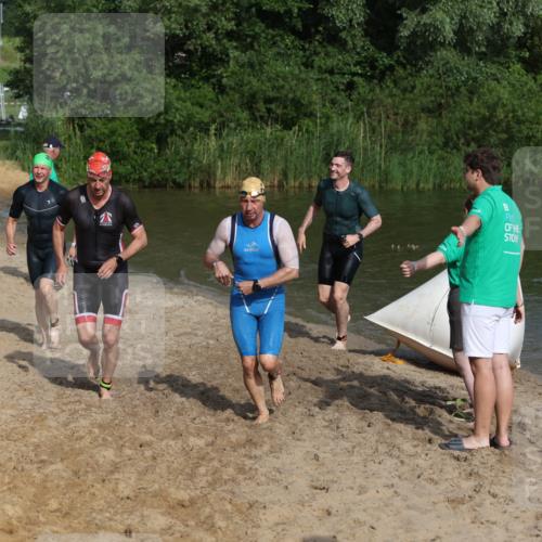 21.06.2026 - 29. Vierlanden-Triathlon Andreas Tolksdorf http://msf.ph/oto/9854512 21.06.2026 08:48:29 Schwimmen 75, 80, 119, 186, 198 meine-sportfotos.de
