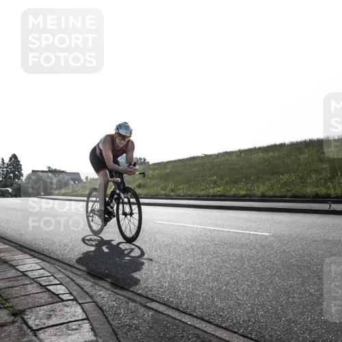 21.06.2026 - 29. Vierlanden-Triathlon H.Heesch http://msf.ph/oto/9854537 21.06.2026 09:02:06 Radfahren 204, 1353 meine-sportfotos.de