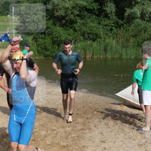 21.06.2026 - 29. Vierlanden-Triathlon Andreas Tolksdorf http://msf.ph/oto/9854538 21.06.2026 08:48:31 Schwimmen 75, 80, 119, 186, 198 meine-sportfotos.de