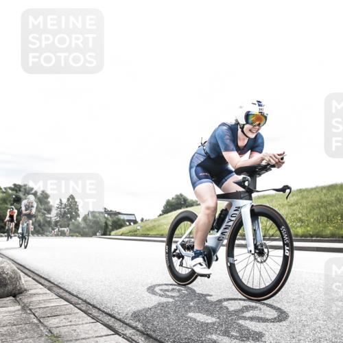 21.06.2026 - 29. Vierlanden-Triathlon H.Heesch http://msf.ph/oto/9854557 21.06.2026 10:29:10 Radfahren 16, 244, 247, 494, 603 meine-sportfotos.de