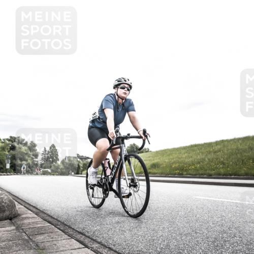 21.06.2026 - 29. Vierlanden-Triathlon H.Heesch http://msf.ph/oto/9854571 21.06.2026 10:29:24 Radfahren 35, 176, 326, 533 meine-sportfotos.de