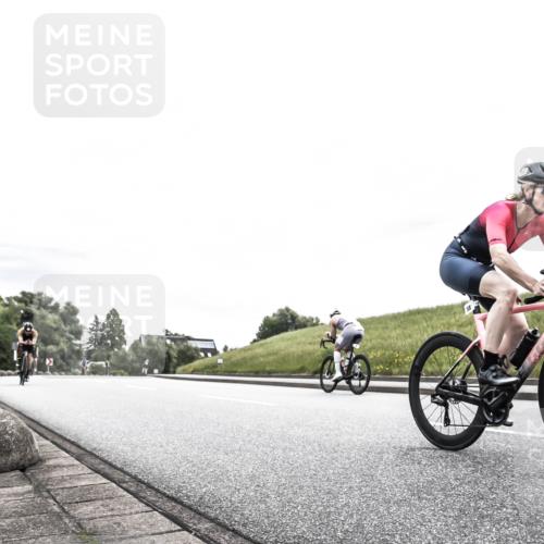 21.06.2026 - 29. Vierlanden-Triathlon H.Heesch http://msf.ph/oto/9854578 21.06.2026 10:29:31 Radfahren 15, 516, 519, 581 meine-sportfotos.de
