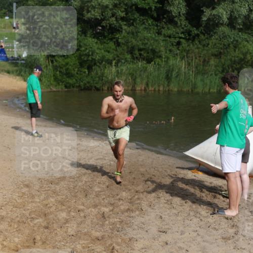 21.06.2026 - 29. Vierlanden-Triathlon Andreas Tolksdorf http://msf.ph/oto/9854579 21.06.2026 08:48:50 Schwimmen 59, 92 meine-sportfotos.de