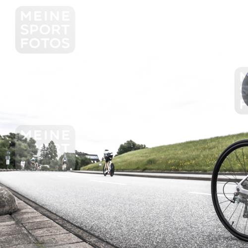 21.06.2026 - 29. Vierlanden-Triathlon H.Heesch http://msf.ph/oto/9854614 21.06.2026 10:30:09 Radfahren 274, 284, 497, 572 meine-sportfotos.de