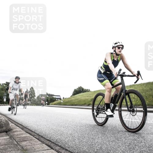 21.06.2026 - 29. Vierlanden-Triathlon H.Heesch http://msf.ph/oto/9854620 21.06.2026 10:30:16 Radfahren 300, 539, 546, 568 meine-sportfotos.de