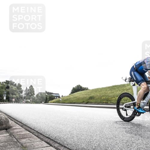21.06.2026 - 29. Vierlanden-Triathlon H.Heesch http://msf.ph/oto/9854688 21.06.2026 10:31:36 Radfahren 145, 337, 489, 510 meine-sportfotos.de