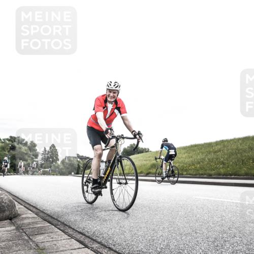21.06.2026 - 29. Vierlanden-Triathlon H.Heesch http://msf.ph/oto/9854697 21.06.2026 10:31:55 Radfahren 62, 213, 332, 441 meine-sportfotos.de