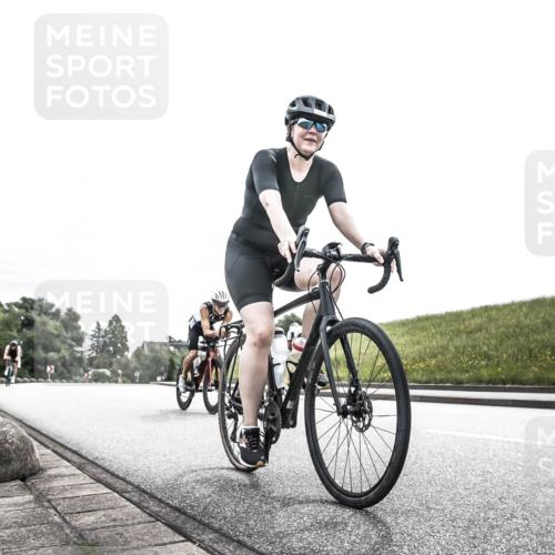21.06.2026 - 29. Vierlanden-Triathlon H.Heesch http://msf.ph/oto/9854723 21.06.2026 10:32:23 Radfahren 13, 84, 165, 169, 199, 595 meine-sportfotos.de