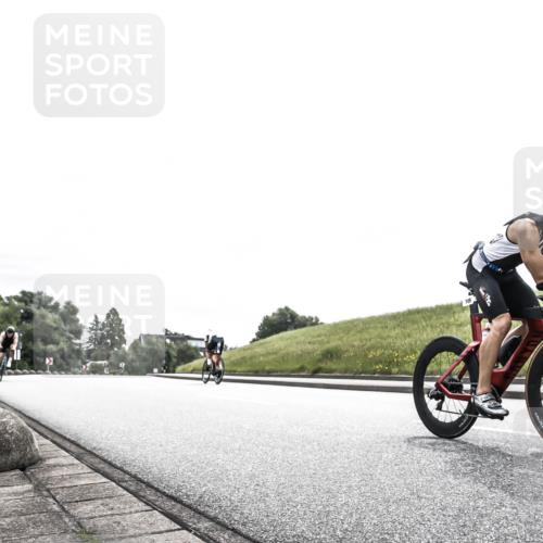 21.06.2026 - 29. Vierlanden-Triathlon H.Heesch http://msf.ph/oto/9854726 21.06.2026 10:32:24 Radfahren 13, 84, 165, 169, 199, 595 meine-sportfotos.de