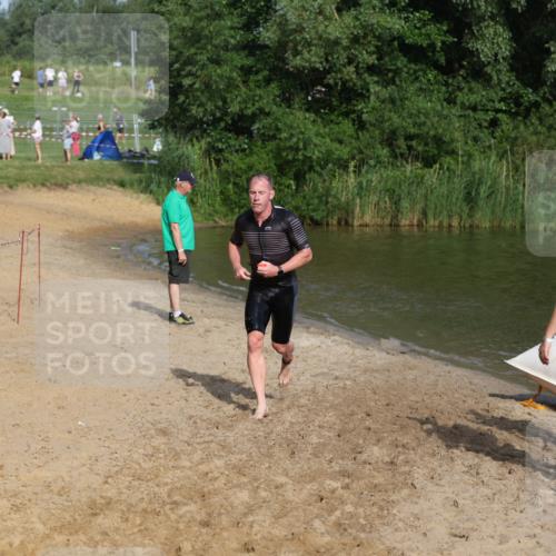 21.06.2026 - 29. Vierlanden-Triathlon Andreas Tolksdorf http://msf.ph/oto/9854747 21.06.2026 08:49:43 Schwimmen 153 meine-sportfotos.de