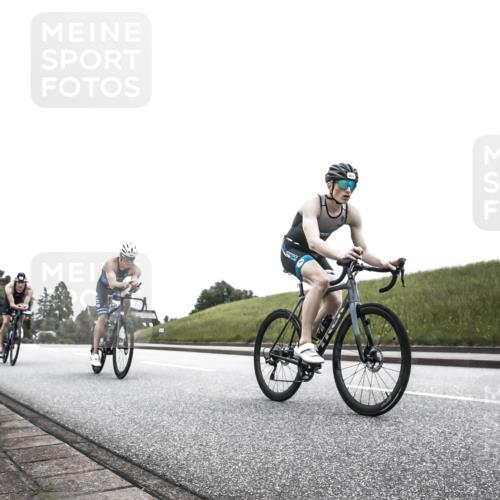 21.06.2026 - 29. Vierlanden-Triathlon H.Heesch http://msf.ph/oto/9854756 21.06.2026 12:06:11 Radfahren 264, 706, 752, 829, 913, 919, 941, 954, 956, 957, 965, 972, 975 meine-sportfotos.de