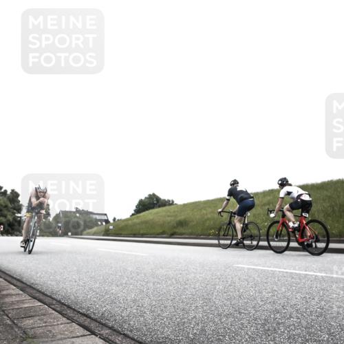 21.06.2026 - 29. Vierlanden-Triathlon H.Heesch http://msf.ph/oto/9854776 21.06.2026 12:06:12 Radfahren 264, 706, 752, 829, 913, 919, 941, 954, 956, 957, 965, 972, 975 meine-sportfotos.de