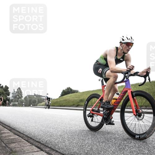 21.06.2026 - 29. Vierlanden-Triathlon H.Heesch http://msf.ph/oto/9854801 21.06.2026 12:06:29 Radfahren 754, 833, 909, 920, 970, 971 meine-sportfotos.de