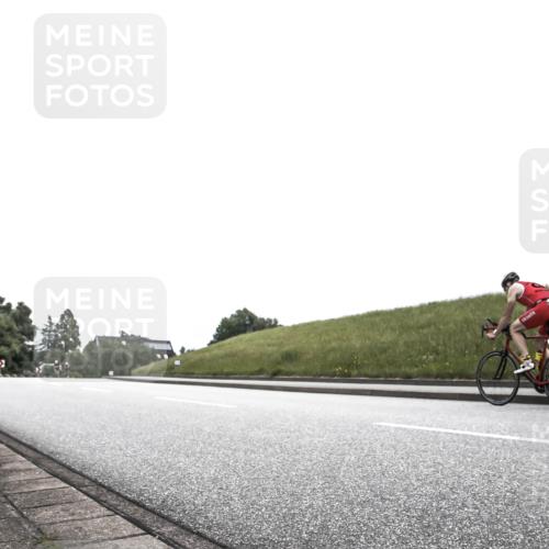 21.06.2026 - 29. Vierlanden-Triathlon H.Heesch http://msf.ph/oto/9854828 21.06.2026 12:06:50 Radfahren 281, 771, 834, 856, 861, 889, 911, 914, 974 meine-sportfotos.de