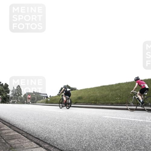 21.06.2026 - 29. Vierlanden-Triathlon H.Heesch http://msf.ph/oto/9854843 21.06.2026 12:06:54 Radfahren 739, 769, 847, 889, 974 meine-sportfotos.de