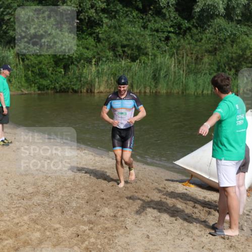 21.06.2026 - 29. Vierlanden-Triathlon Andreas Tolksdorf http://msf.ph/oto/9854844 21.06.2026 08:50:03 Schwimmen 48, 52, 139 meine-sportfotos.de