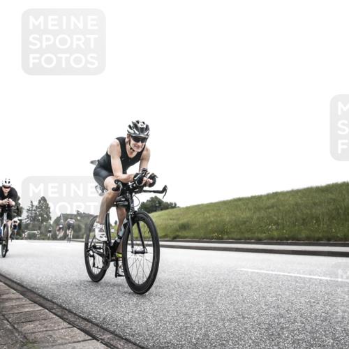 21.06.2026 - 29. Vierlanden-Triathlon H.Heesch http://msf.ph/oto/9854852 21.06.2026 12:06:58 Radfahren 638, 739, 769, 847, 910, 946, 952, 953 meine-sportfotos.de