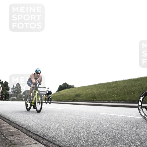 21.06.2026 - 29. Vierlanden-Triathlon H.Heesch http://msf.ph/oto/9854872 21.06.2026 12:07:00 Radfahren 638, 739, 769, 847, 910, 946, 952, 953 meine-sportfotos.de