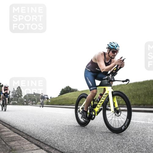 21.06.2026 - 29. Vierlanden-Triathlon H.Heesch http://msf.ph/oto/9854876 21.06.2026 12:07:00 Radfahren 638, 739, 769, 847, 910, 946, 952, 953 meine-sportfotos.de